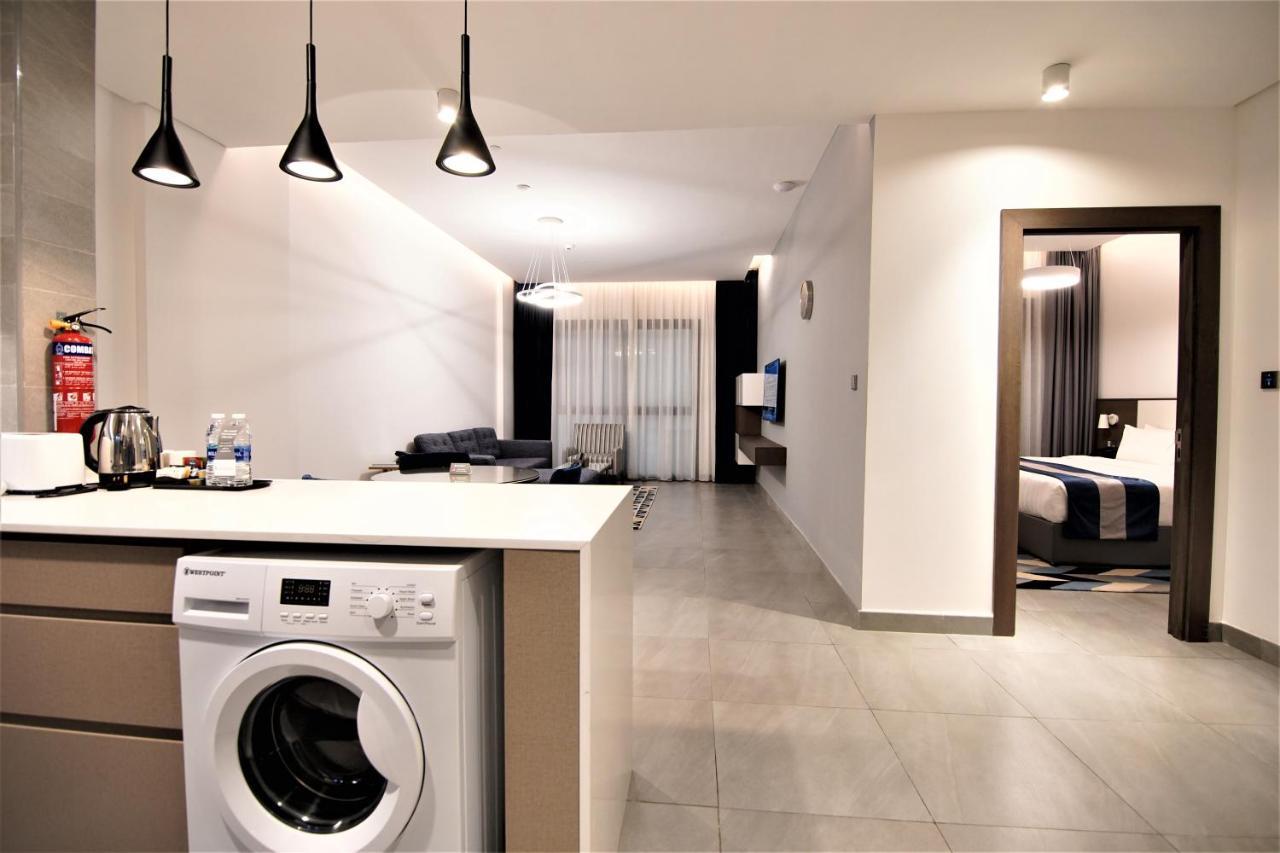 Abar Hotel Apartments Dip-1 Dubai Esterno foto